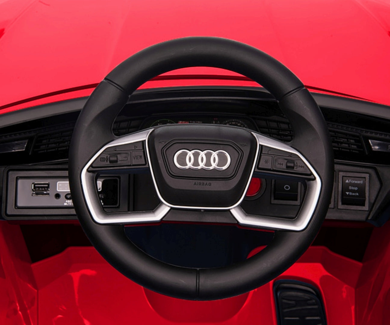 Audi E-Tron Sportback 4x4 lasten sähköauto punainen 3+ - Sähköautot - Lasten ajoneuvot
