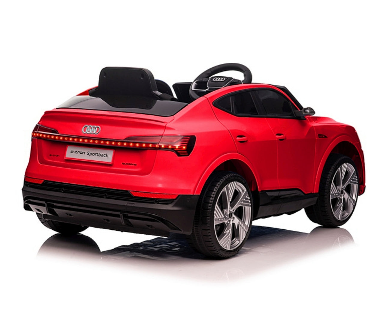 Audi E-Tron Sportback 4x4 lasten sähköauto punainen 3+ - Sähköautot - Lasten ajoneuvot
