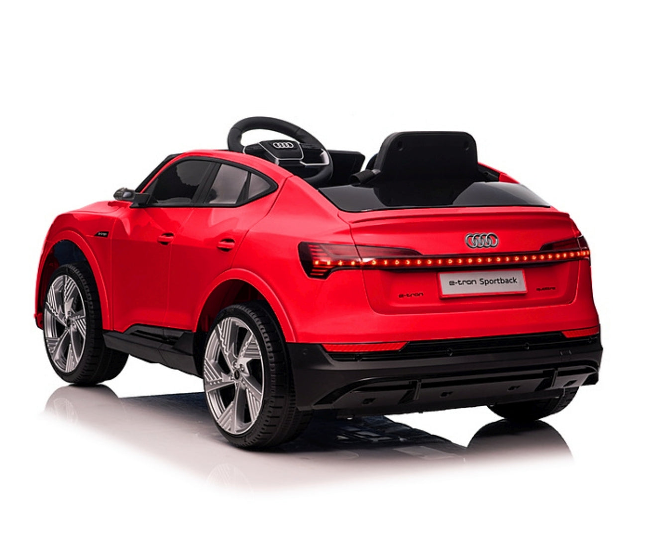 Audi E-Tron Sportback 4x4 lasten sähköauto punainen 3+ - Sähköautot - Lasten ajoneuvot