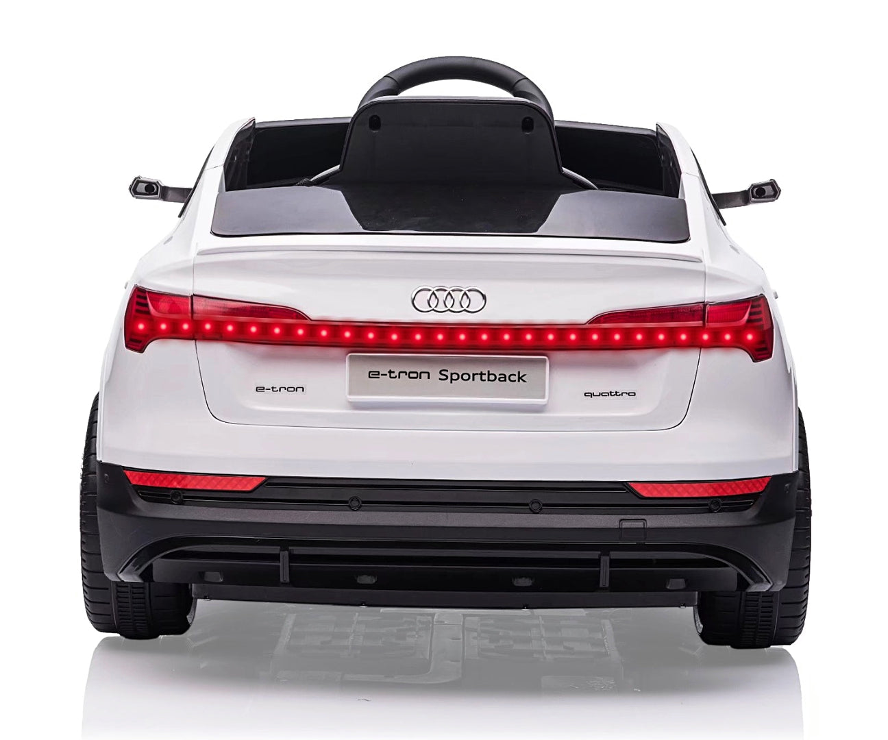 Audi E-Tron Sportback lasten sähköauto valkoinen 3–6 vuotta - Sähköautot - Lasten ajoneuvot