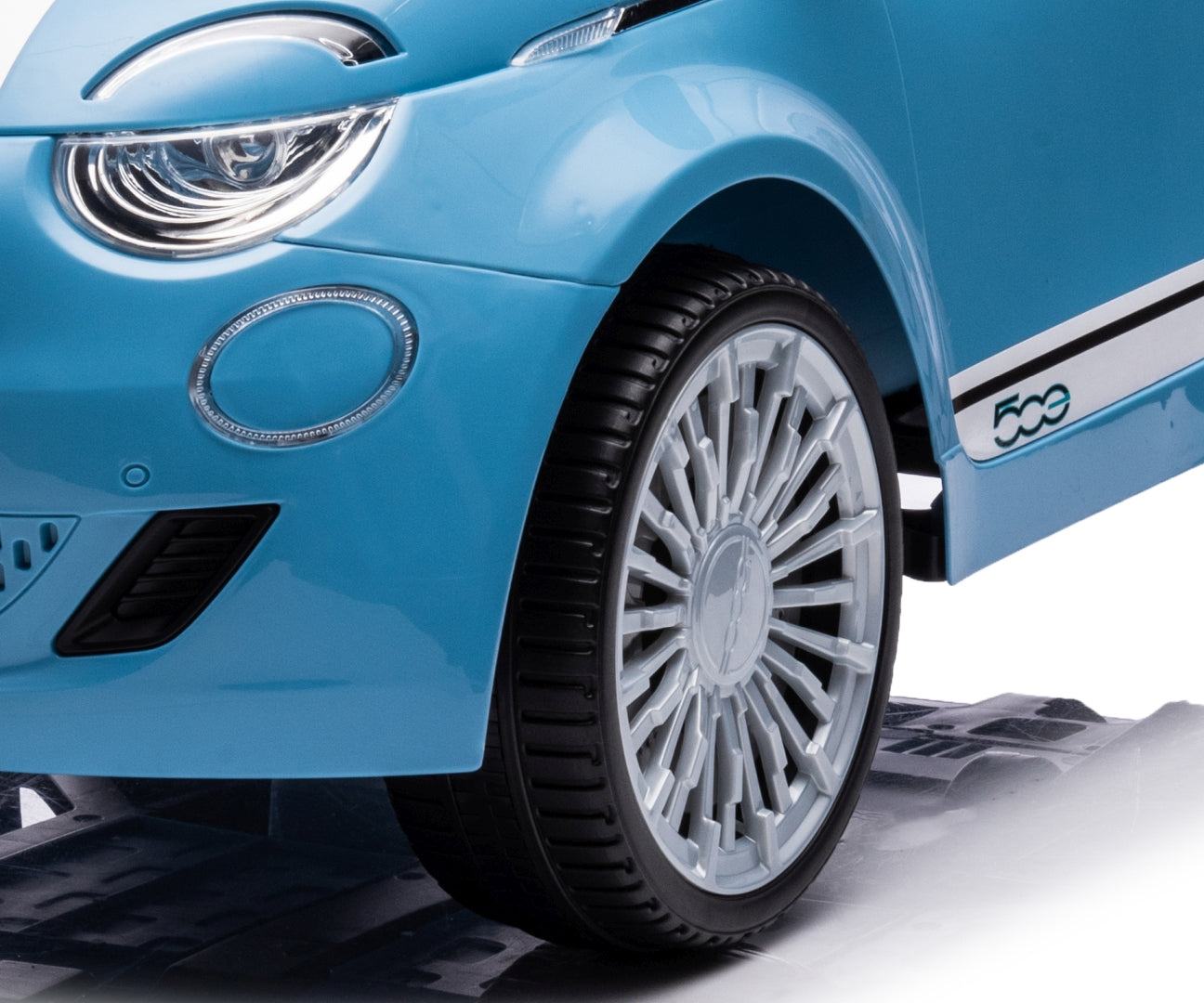 Fiat 500e lasten sähköauto sininen 3+ - Sähköautot - Lasten ajoneuvot