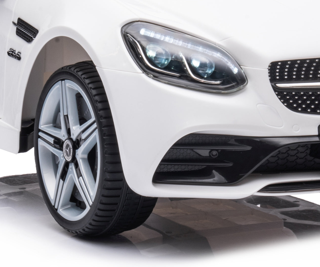 Mercedes-Benz SLC lasten sähköauto valkoinen 3+ - Sähköautot - Lasten ajoneuvot