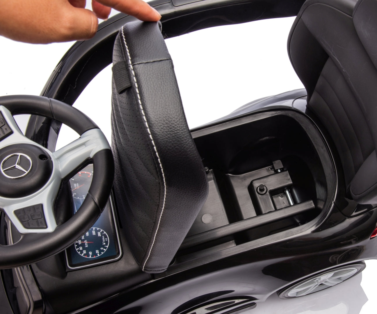 Mercedes C-Class Deluxe -potkuauto työntöaisalla, musta, 12–36 kk - Ride-ons - Lasten ajoneuvot
